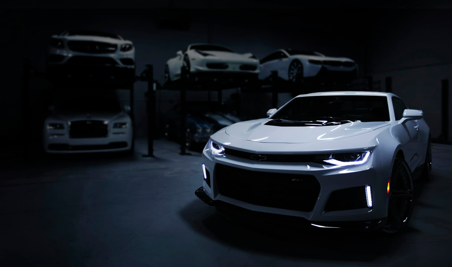 Luxury car hero